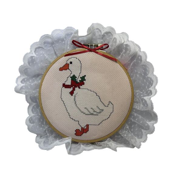 Cross Stitch Christmas Ornament‎ Wall Art White Goose Completed Laced Framed - Picture 1 of 7
